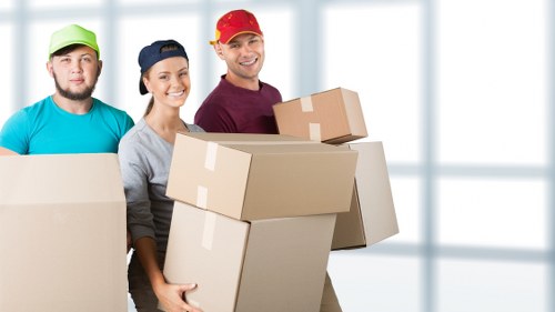 Governing law and termination terms for storage services